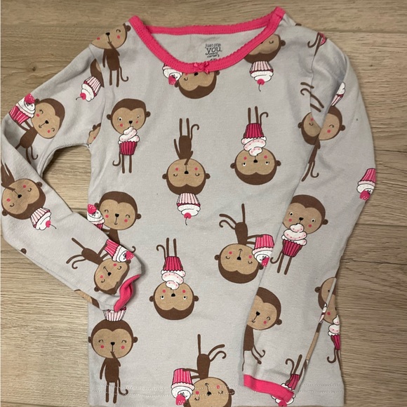 Girls’ Graphic Monkey Pajama Set with two interchangeable tops - Picture 4 of 8